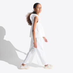 بلوزة منقوشة بالزهور، سادة باللون الأبيض للفتيات